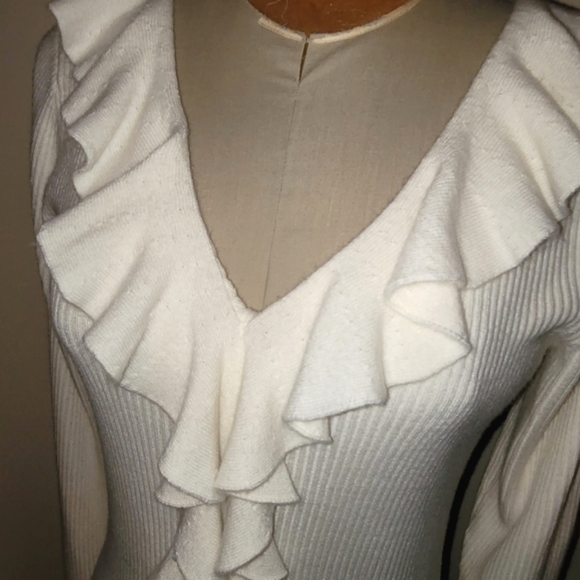 Evie ruffle front top  Sz L - Picture 2 of 7